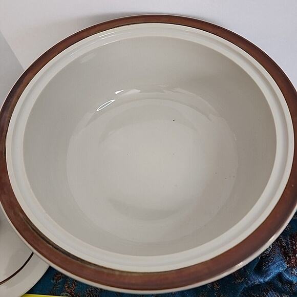 Vtg Sierra Stoneware Simplicity Round Covered Serving Bowl 9.5" X 4.5" Brown - Picture 4 of 14